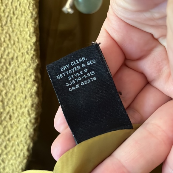 Suzy Shier Women’s Blazer - Picture 2 of 10